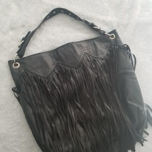 Cool fringe black bag